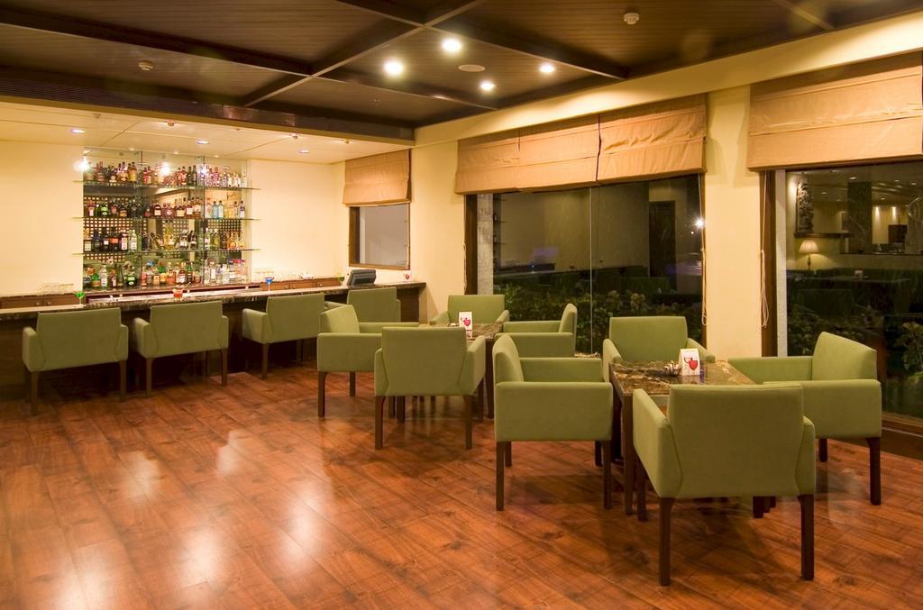 Radisson Jass Hotel, ขชุราโห ภายนอก รูปภาพ