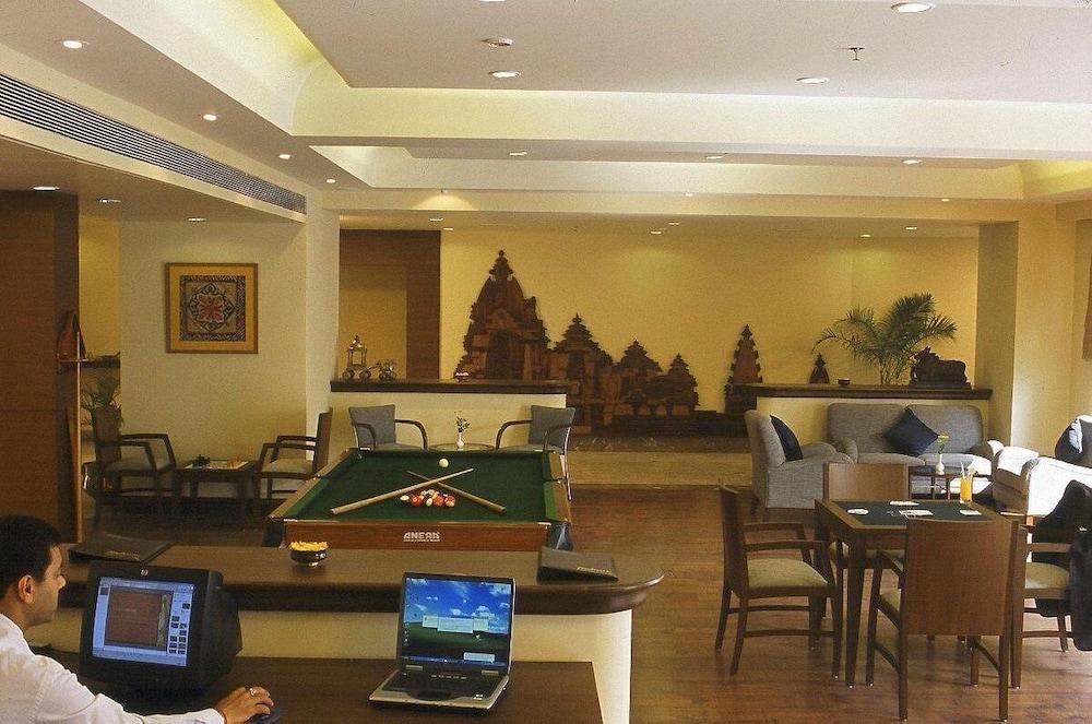 Radisson Jass Hotel, ขชุราโห ภายนอก รูปภาพ