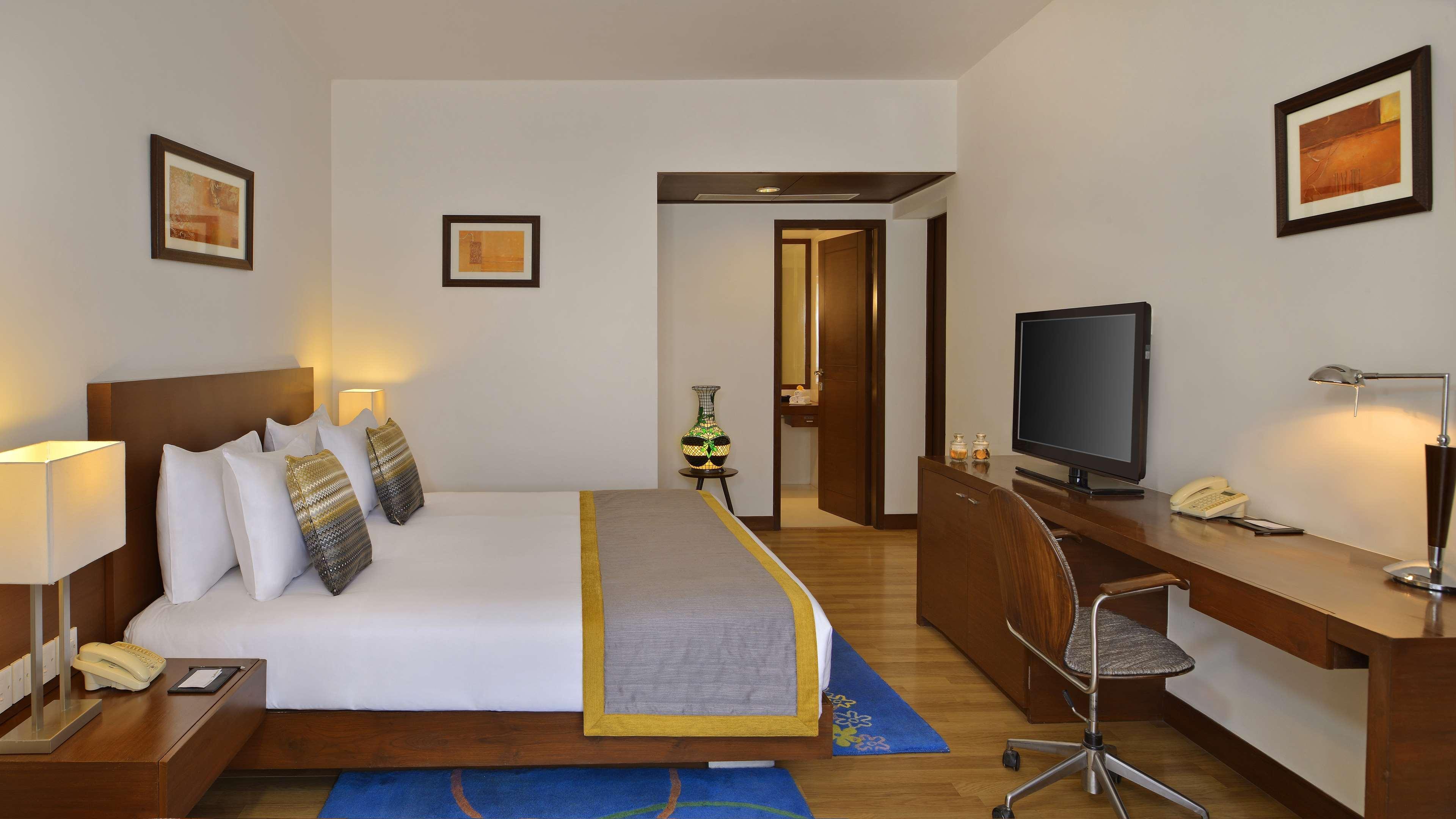 Radisson Jass Hotel, ขชุราโห ภายนอก รูปภาพ