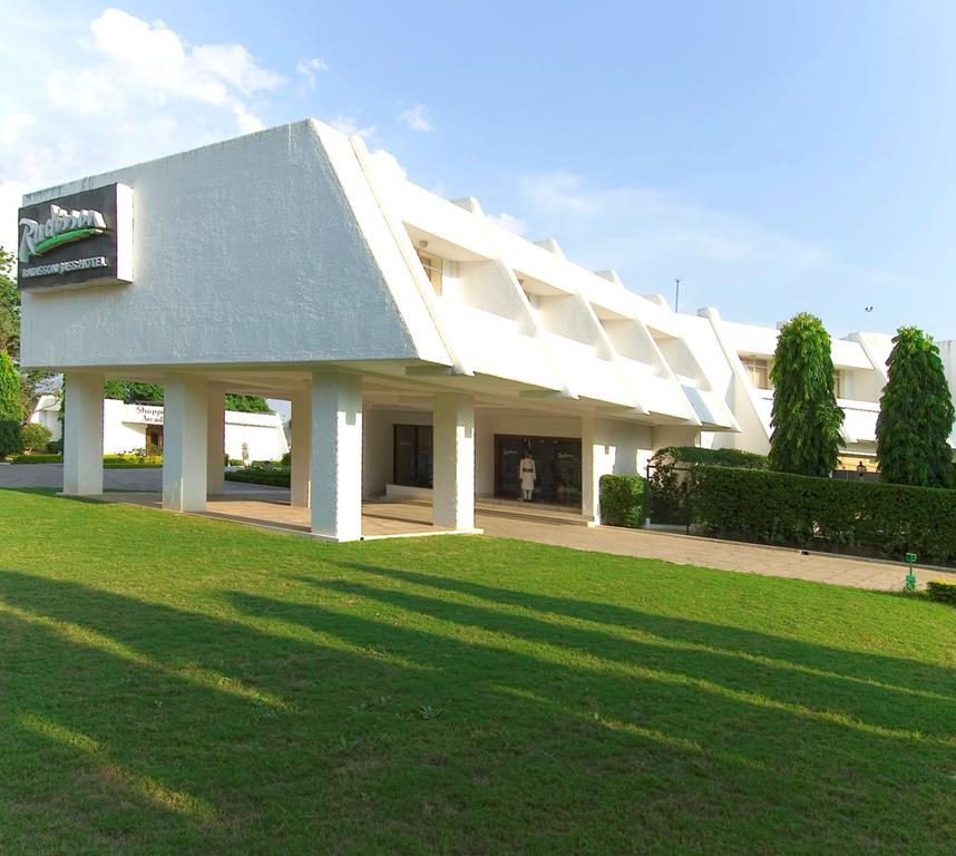 Radisson Jass Hotel, ขชุราโห ภายนอก รูปภาพ