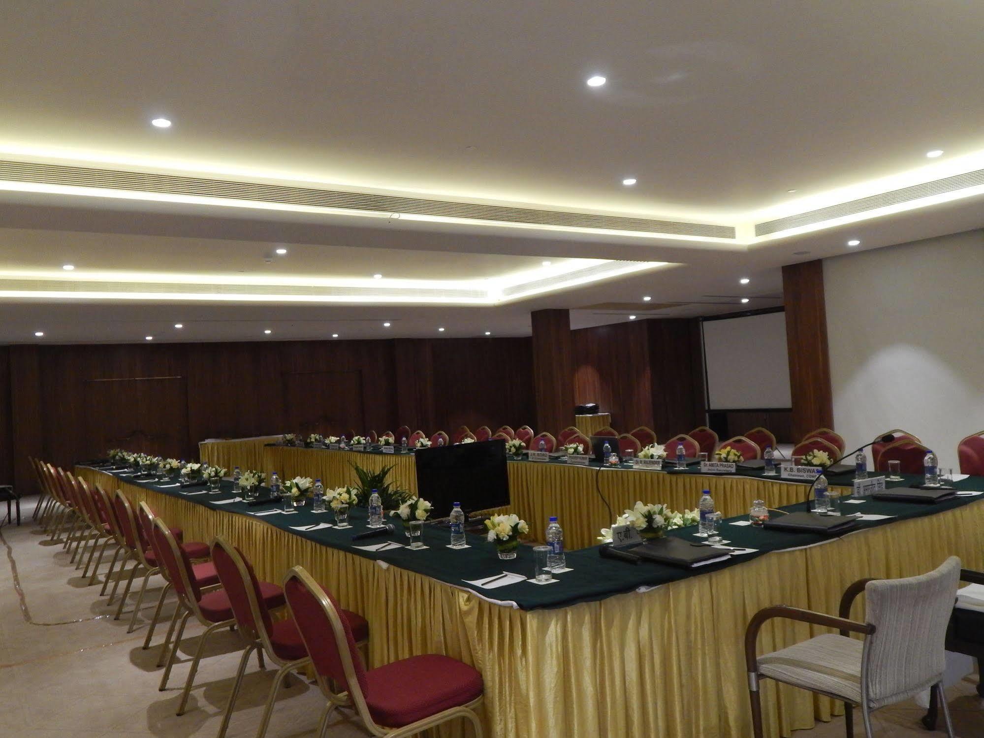 Radisson Jass Hotel, ขชุราโห ภายนอก รูปภาพ
